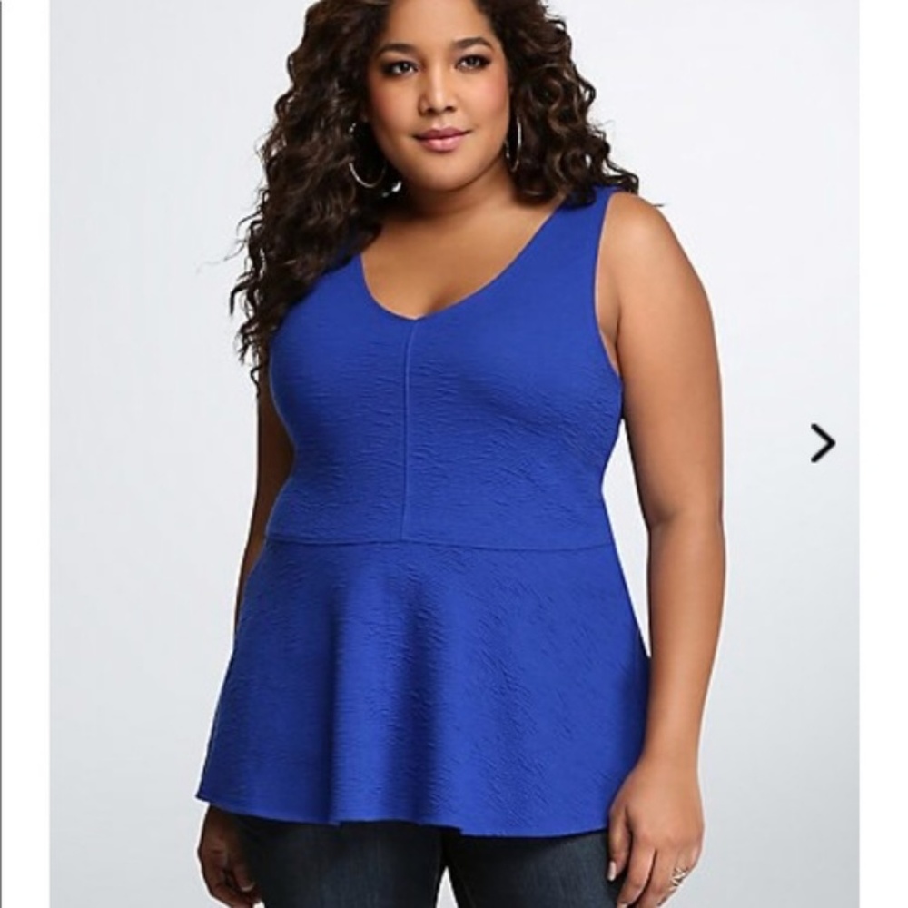 TORRID size 3 dark blue top